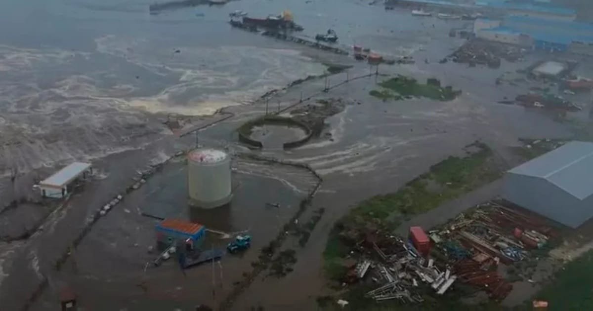 Tsunami russia
