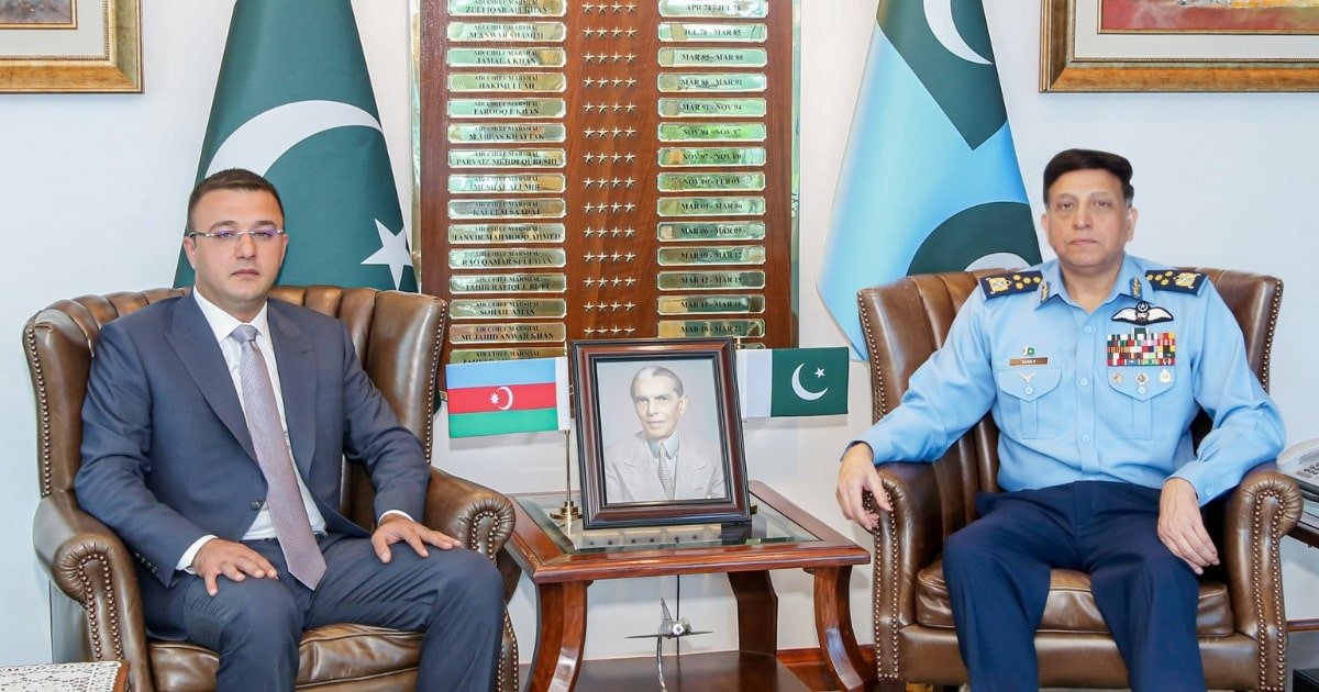 Azerbaijan Defense Delegation Visits Air Headquarters to Boost Military Ties
