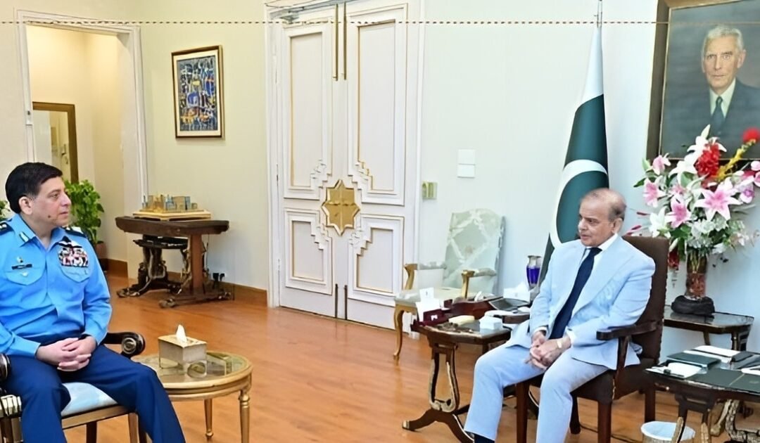 PM Shehbaz Meets Air Chief, Lauds PAF as “Steel Wall” of National Defense