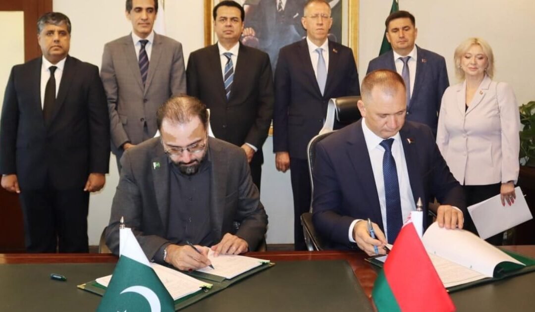Pakistan, Belarus Sign MoU to Employ Skilled Pakistani Workers