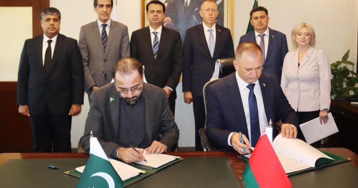 Pakistan Belarus Sign MoU to Employ Skilled Pakistani Workers