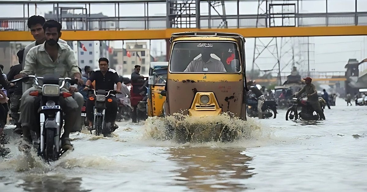 karachi heavy rain