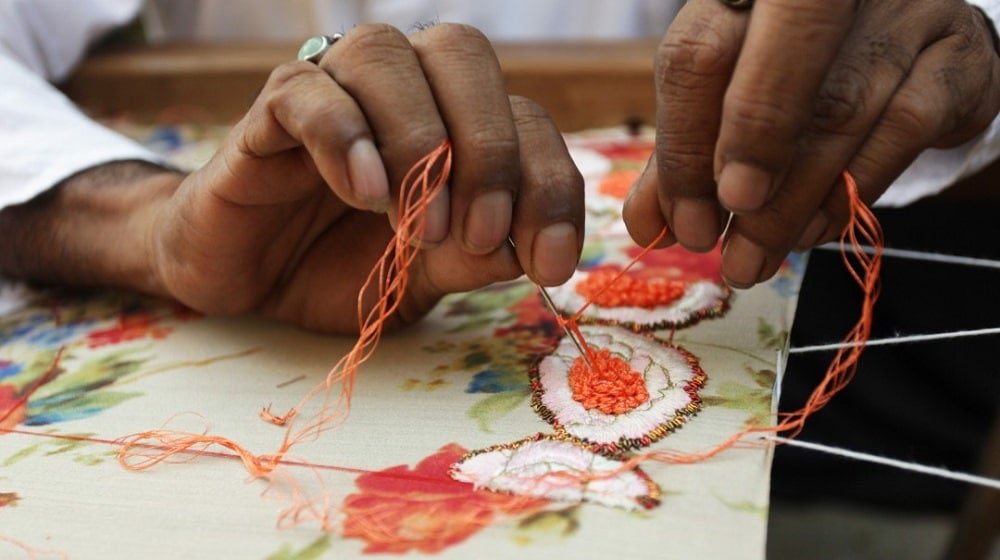 Krafters, Handicrafts Association Sign MoU to Synergize Efforts Towards Developing Micro, SMEs, Home-Based Workers 