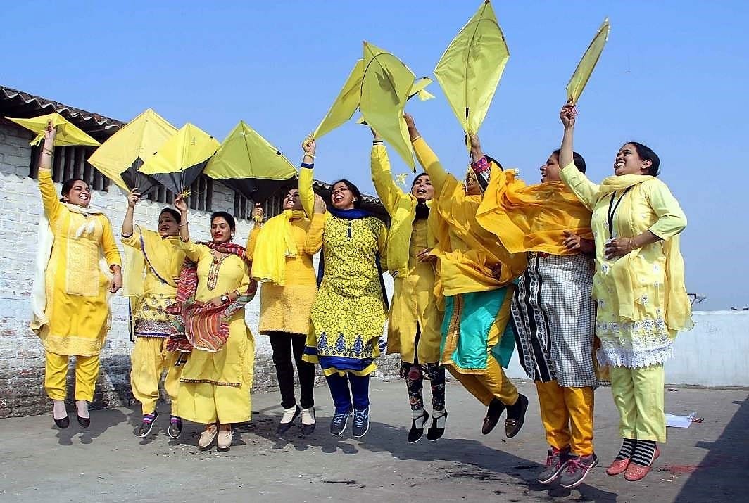 Netzines celebrating Basant