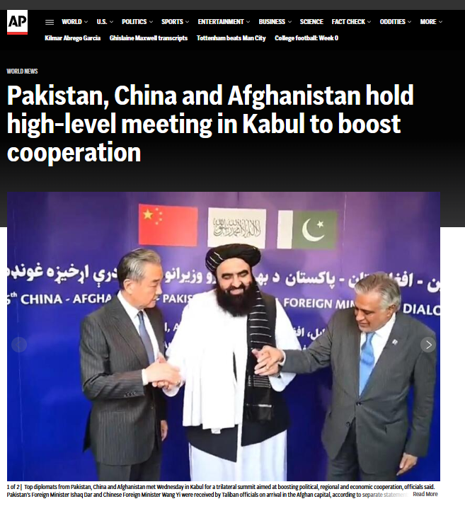 Top diplomats from Pakistan, China and Afghanistan met Wednesday in Kabul for a trilateral summit aimed at boosting political, regional and economic cooperation, officials said.