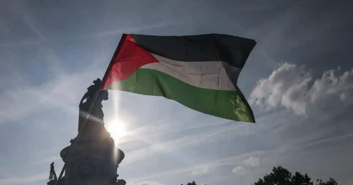 Legitimacy concerns cloud proposed Gaza stabilisation force as talks continue