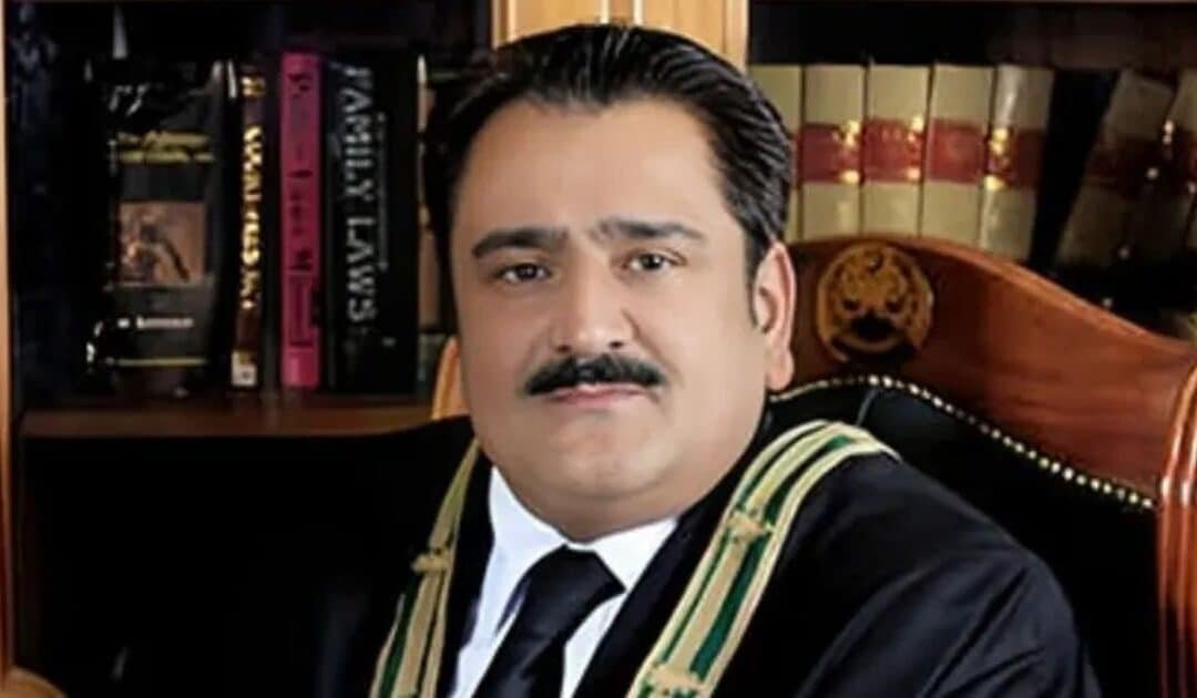 Justice Mulakhail takes oath as Acting Chief Justice of BHC