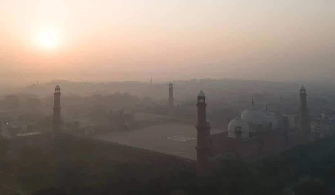 Lahore Tops Global Pollution Index as Smog Crisis Deepens