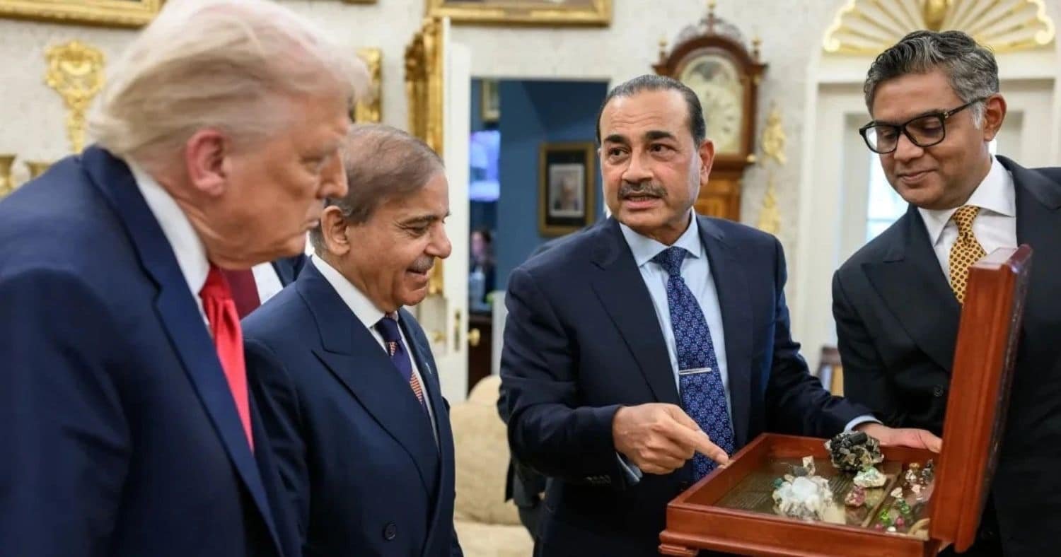 Opposition Demands Transparency as Pakistan Sends First Rare Mineral Shipment to the US