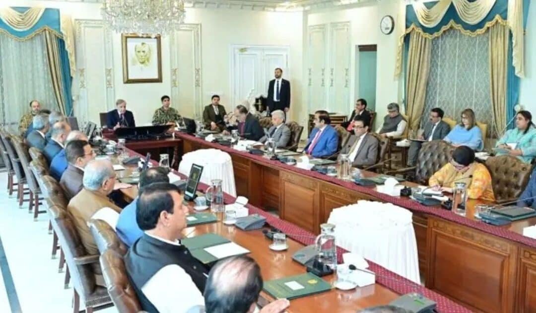 PM Shehbaz Urges Kabul to Take First Step in Pakistan-Afghanistan Ceasefire Talks