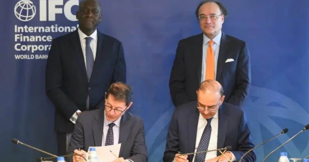 SBP, IFC Sign Key Agreement to Boost Local Currency Financing in Pakistan