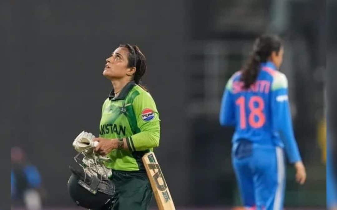 India defeat Pakistan by 88 runs to go top- Pakistan suffer second straight loss