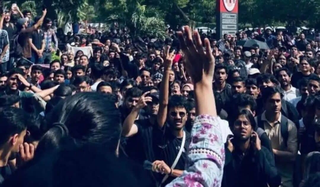 Student Protests Prompt IoBM to Revoke Rustication Decision in Karachi