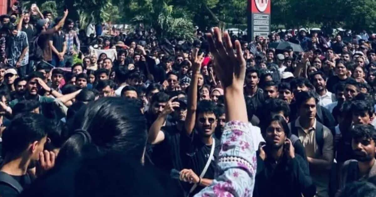 Student Protests Prompt IoBM to Revoke Rustication Decision in Karachi