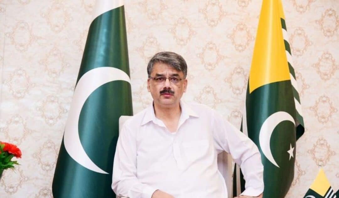AJK Ministers Continue in Cabinet Amidst No-Confidence Move Against PM