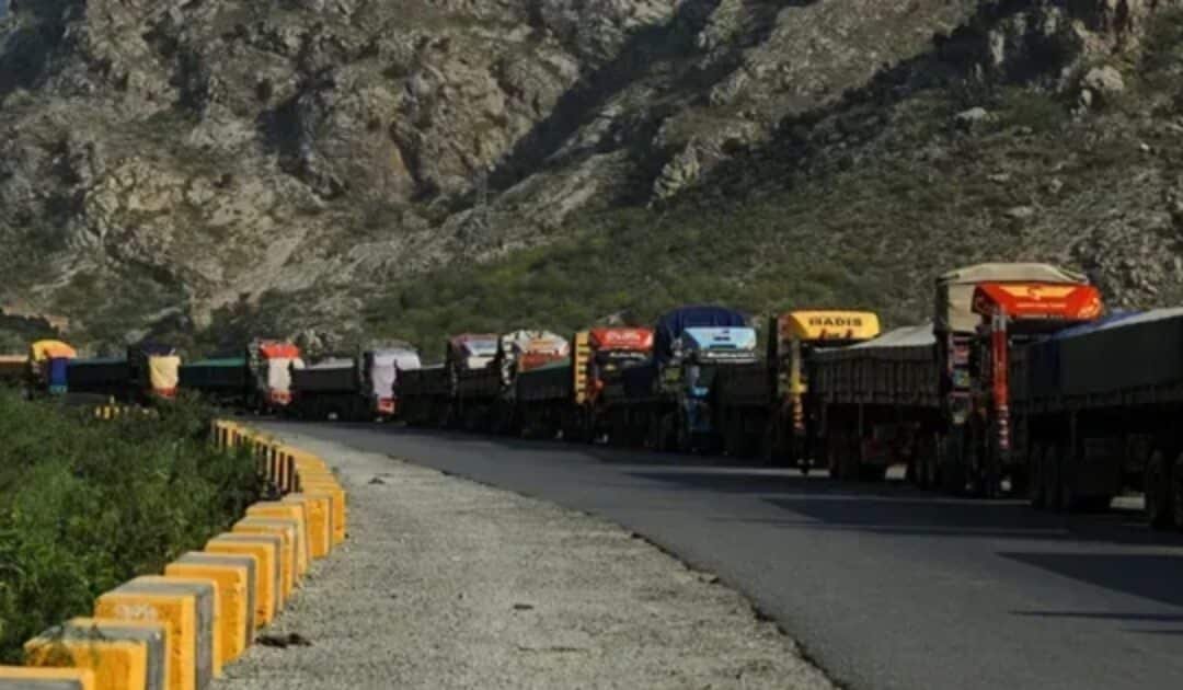 Afghan Regime’s Sudden Trade Suspension Shocks KP’s Business, Industry
