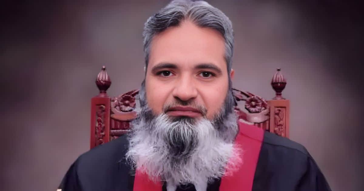 Another LHC Judge Steps Aside from Petitions Filed by SIC, PTI Leaders
