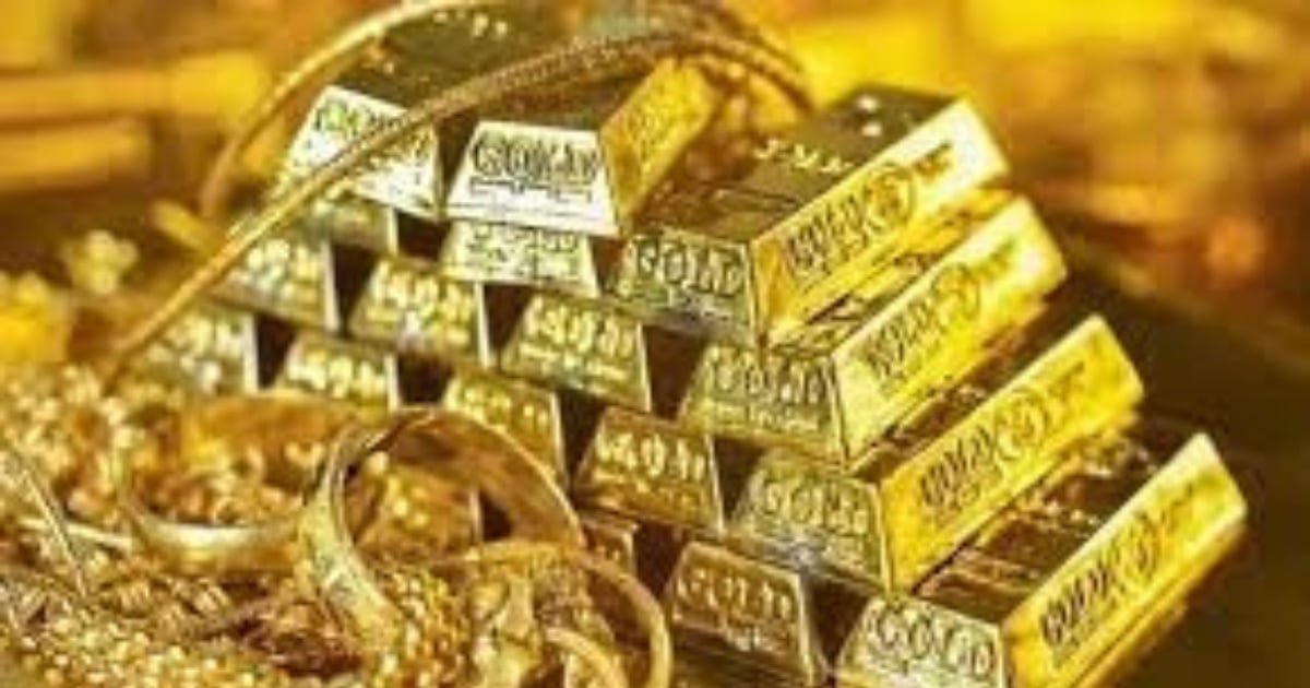 Gold Surges Rs7,900 per Tola in Pakistan
