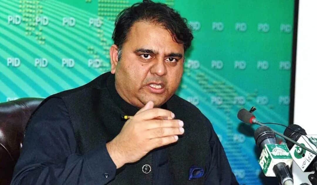 Imran Khan Release Soon? Fawad Chaudhry Predicts Big Breakthrough in 10-15 Days!