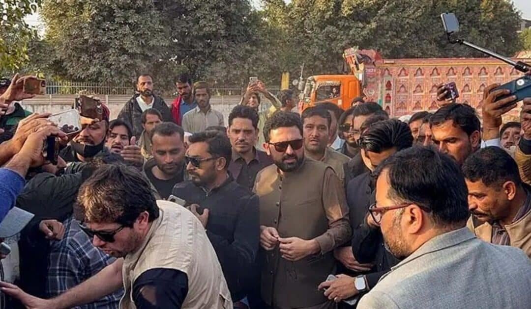 KP CM Afridi Ends Overnight Sit-In Outside Adiala Jail After Eighth Denial to Meet Imran Khan