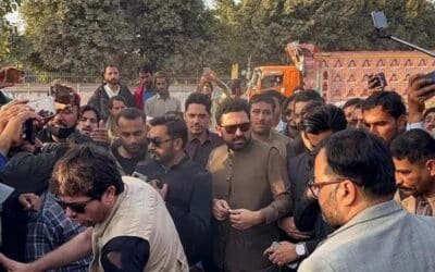 KP CM Afridi Ends Overnight Sit-In Outside Adiala Jail After Eighth Denial to Meet Imran Khan