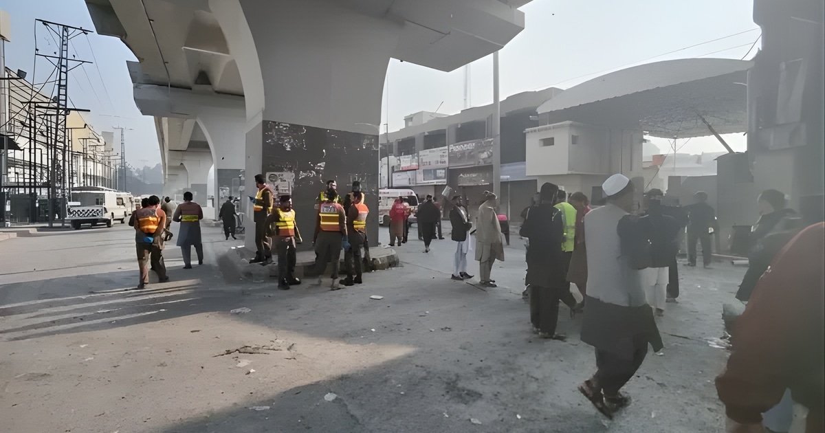 Three FC Personnel Martyred in Suicide Attack on Peshawar Headquarters