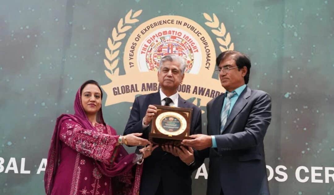 Beyond Borders: Pakistani Calligrapher Azeem Iqbal Honored as Global Ambassador