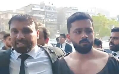 FIR Registered Against Lawyers After YouTuber Assaulted at Karachi Court