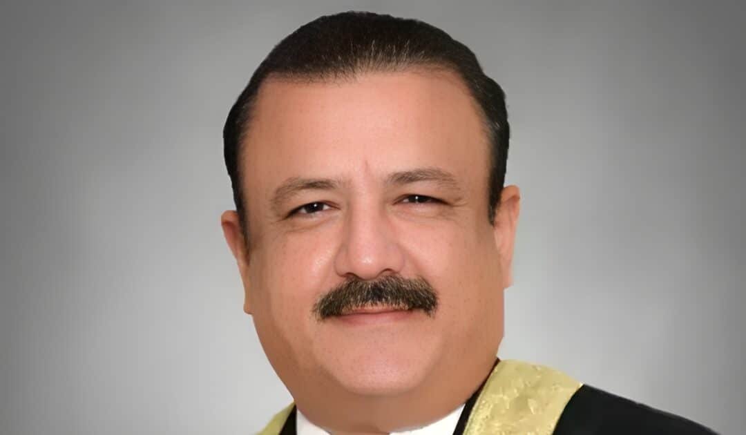 IHC judge accuses chief justice of bias, approaches FCC and SJC