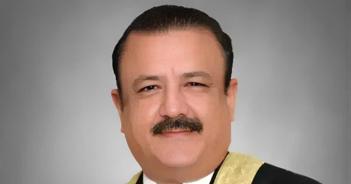 IHC judge accuses chief justice of bias, approaches FCC and SJC
