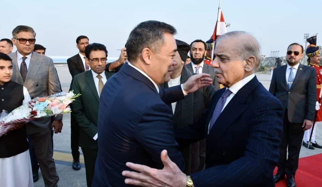 Kyrgyzstan President Arrives in Islamabad on Two-Day Maiden Visit