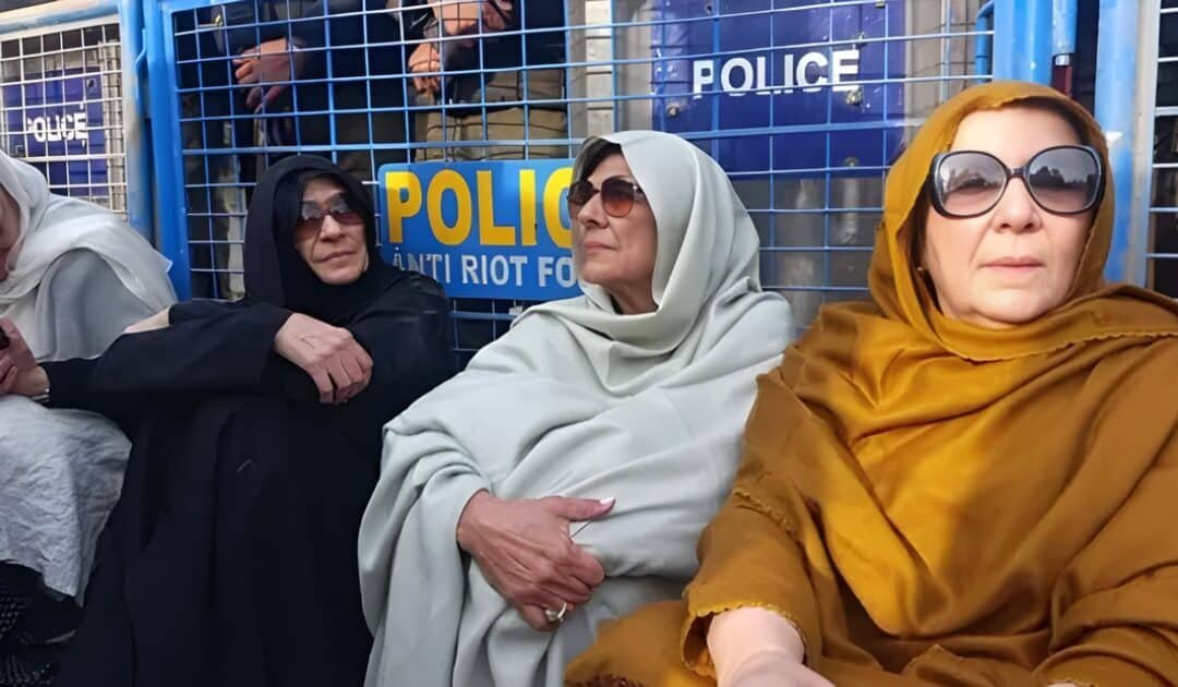 PTI Claims Water Cannons Used to Disperse Sit-in Outside Adiala Jail