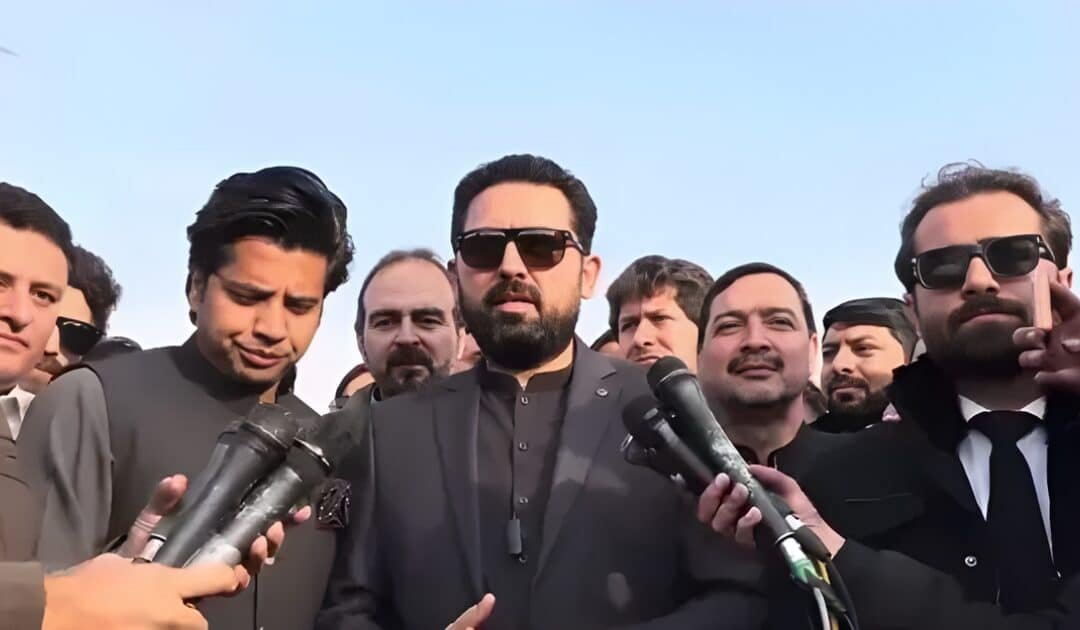 PTI to stage political show in Peshawar tomorrow