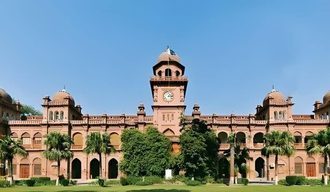 Punjab HED considers transferring 76 commerce colleges to public universities