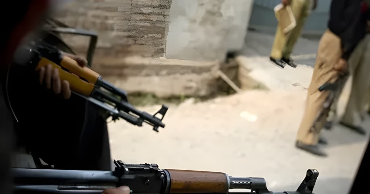 10 suspects killed, four policemen wounded in fierce Shikarpur gun battle