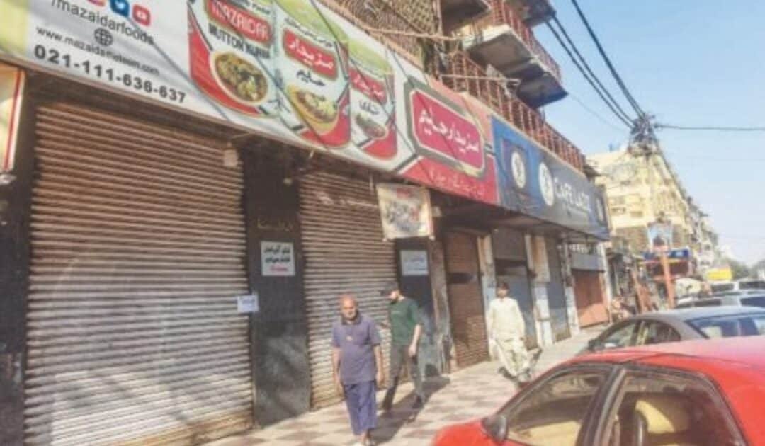 21 Burns Road Eateries Sealed for Footpath Encroachments in Karachi