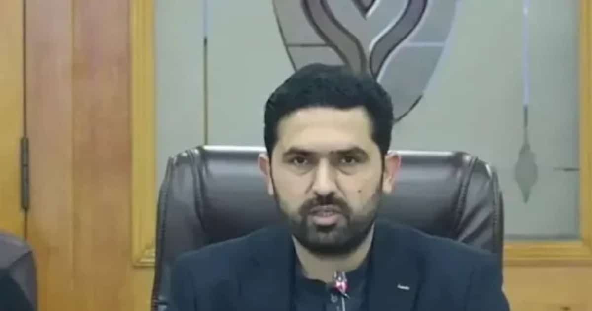 Officials delaying action on people’s complaints to face accountability CM