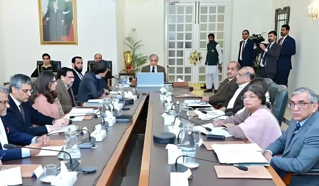 PM directs banks to provide easy loans for small and medium enterprises