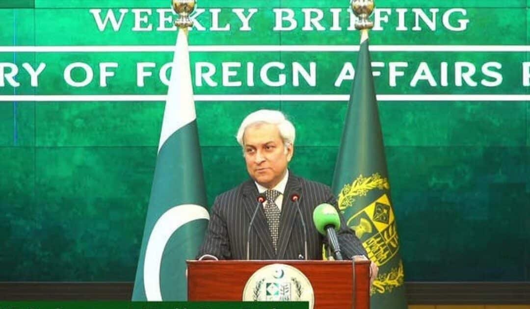 Pakistan Opposes Use of Force Against Iran, Stresses Diplomacy