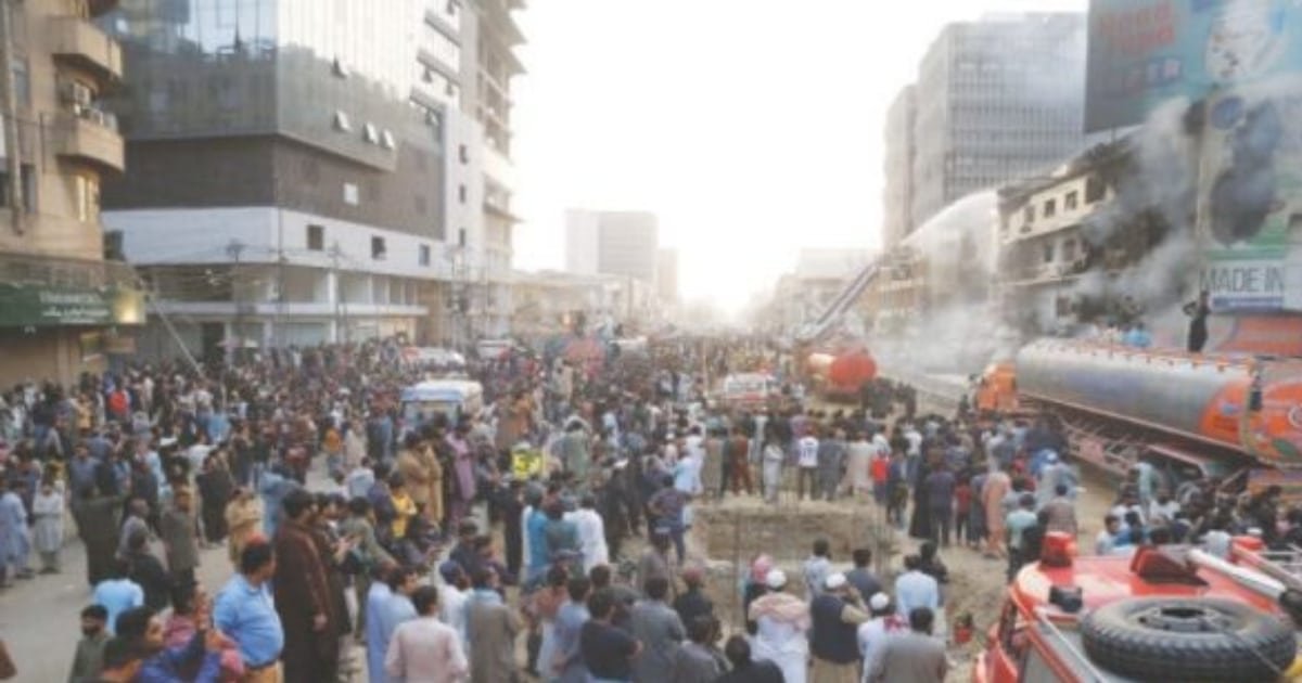 ‘Delayed Govt Response’ Blamed for Karachi’s Gul Plaza Catastrophe