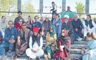 Five-Doctor Team Examines Imran Khan’s Health in Jail