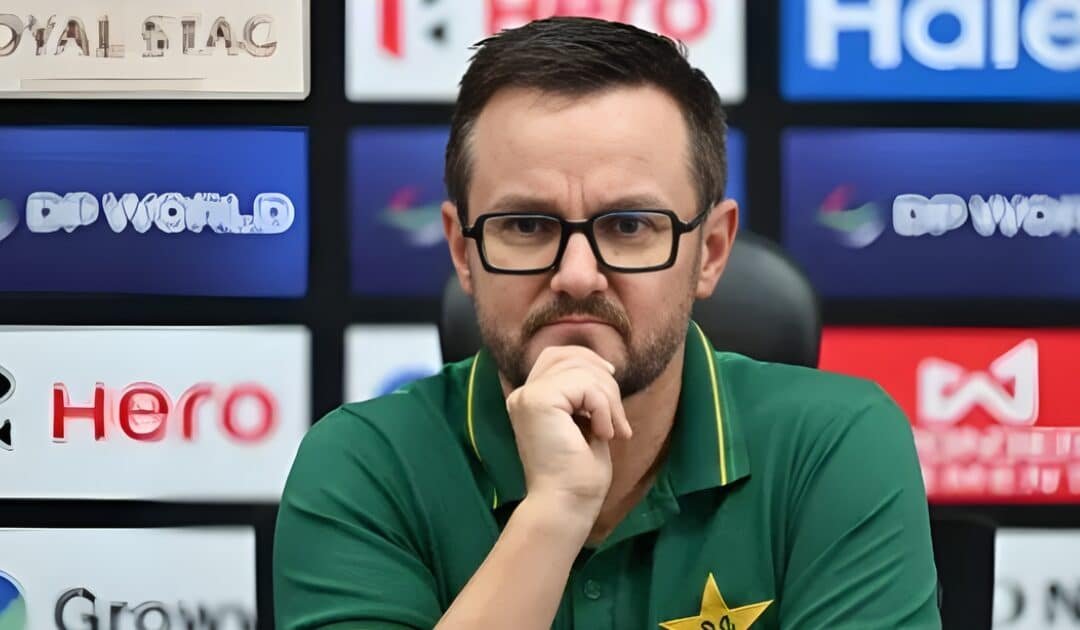 Hesson Admits Pakistan Dressing Room is Disappointed after Match with India