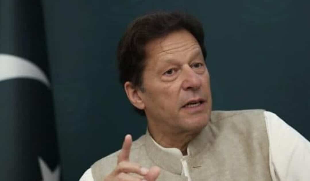 Imran Khan’s Vision Improving, but Experts Warn of Eye Stroke ,Medical Report Update
