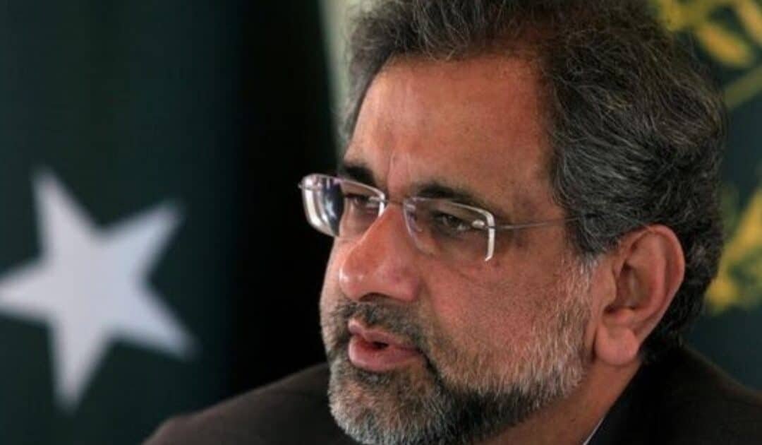 Shahid Khaqan Abaasi and Miftah Ismail to Join TTAP Sit-in Outside Parliament Over Imran Khan’s Health