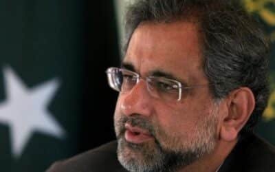 Shahid Khaqan Abaasi and Miftah Ismail to Join TTAP Sit-in Outside Parliament Over Imran Khan’s Health