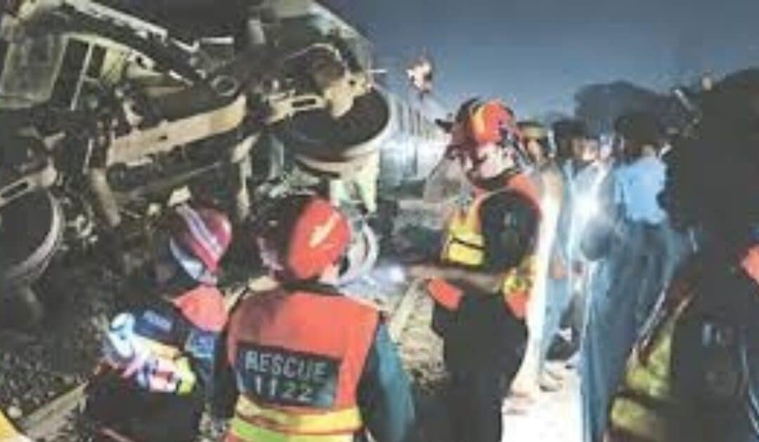 26 Passengers Injured as Karachi-Bound Tezgam Express Derails Near Lodhran