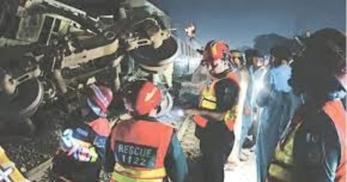26 Passengers Injured as Karachi-Bound Tezgam Express Derails Near Lodhran