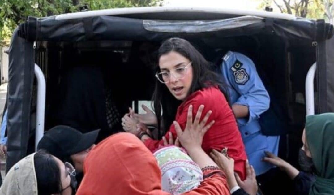 Government Justifies Police Action During Unauthorized Aurat March in Islamabad