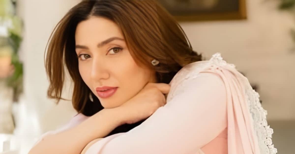 Mahira Khan Highlights Unfair Revenue Distribution in Pakistan’s Entertainment Industry Mahira Khan Highlights Unfair Revenue Distribution in Pakistan’s Entertainment Industry