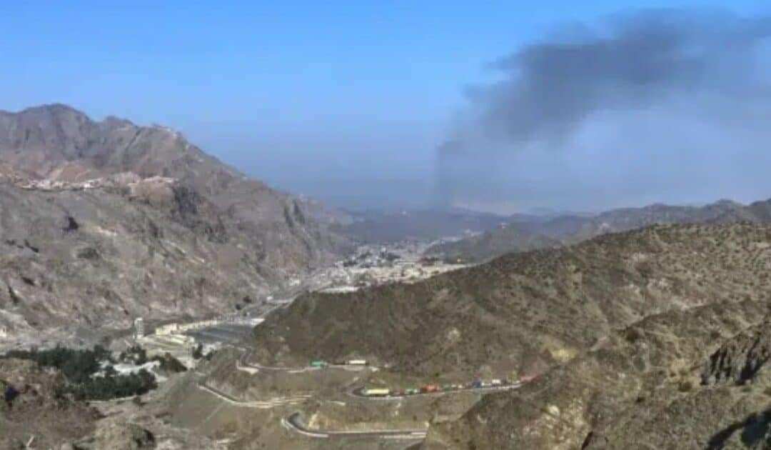 Pakistan Conducts Overnight Airstrikes in Kabul and Kandahar Amid Border Conflict